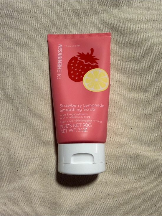 Ole Henriksen Other - Ole Henriksen Strawberry Lemonade Smoothing Scrub